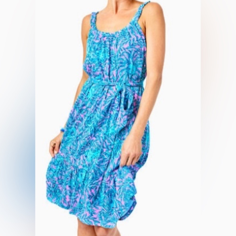 Lilly Pulitzer belted dress. Size small.